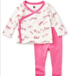 New Tea Collection Baby Girl’s Infant Flutterby Outfit  Chalk Size 0-3 Months